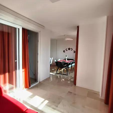 Levante Sea View *